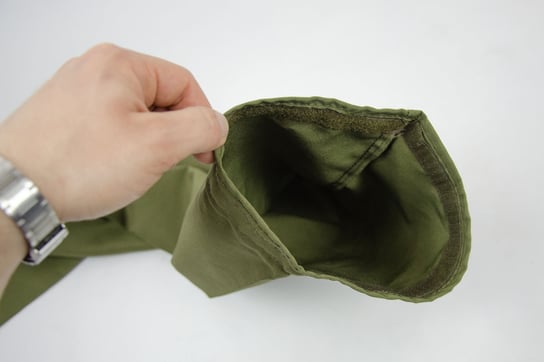 Okrycie maskujące wojskowe zapinane na rzep khaki 23cm x 108cm - nowe Inna marka