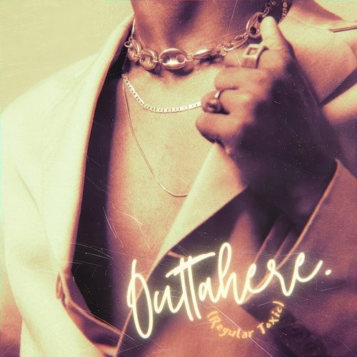 Outtahere. Aksomaniac