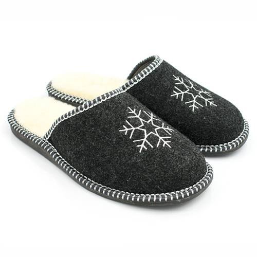 Pantofle damskie ocieplane wełną na zimę kapcie czarne ze śnieżką r. 38 NOWO