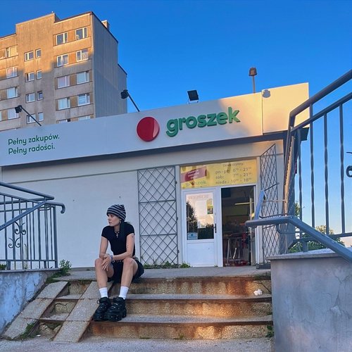 PEA PvNK!, stormi