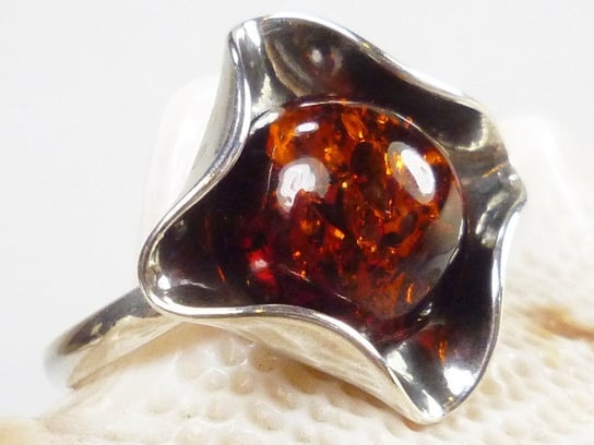 Pierścionek srebrny z bursztynem rozmiar 14, 142-67 AMBERGRAND