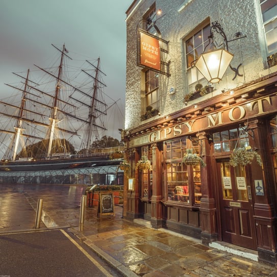 Plakat 50x50cm Cutty Sark i pub Gipsy Moth, Assaf Inna marka