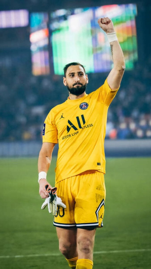 MINIX Sammelfigur Gianluigi Donnarumma (PSG) – 7 Cm Groß, Aus PVC, In Präsentationsbox