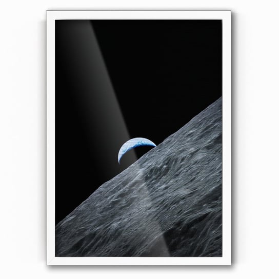 Plakat na metalu Crescent Earth rises above the lunar horizon taken during the Apollo 17 mission Original from NASA vertical 20x30 Biala ramka / IkkunaShop IkkunaShop