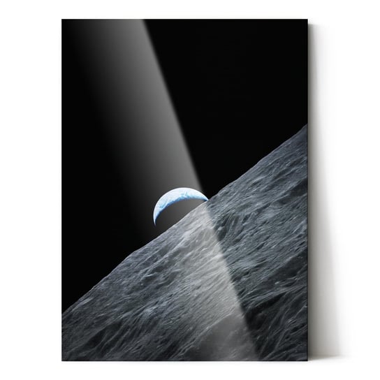 Plakat na metalu Crescent Earth rises above the lunar horizon taken during the Apollo 17 mission Original from NASA vertical 30x40 / IkkunaShop IkkunaShop