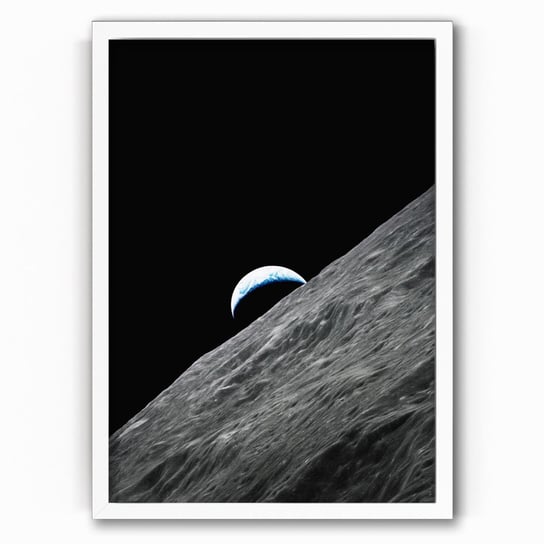 Plakat na papierze Crescent Earth rises above the lunar horizon taken during the Apollo 17 mission Original from NASA vertical 20x30 Biala ramka / IkkunaShop IkkunaShop