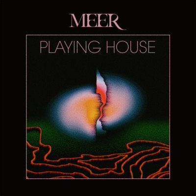 Playing House Meer