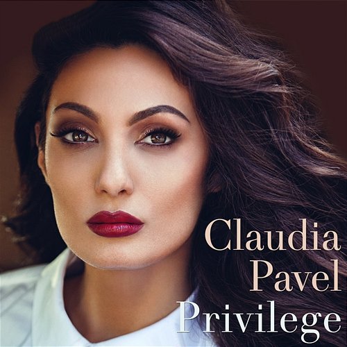 Privilege Claudia Pavel