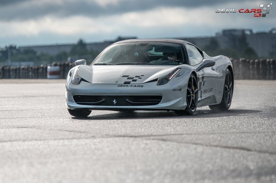 Przejazd Ferrari Italia (458) po torze Lublin - Ułęż (4 okrążenia) DEVIL CARS