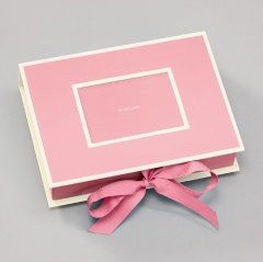 Pudełko na zdjęcia Semikolon z wiązaniem - flamingo Semikolon