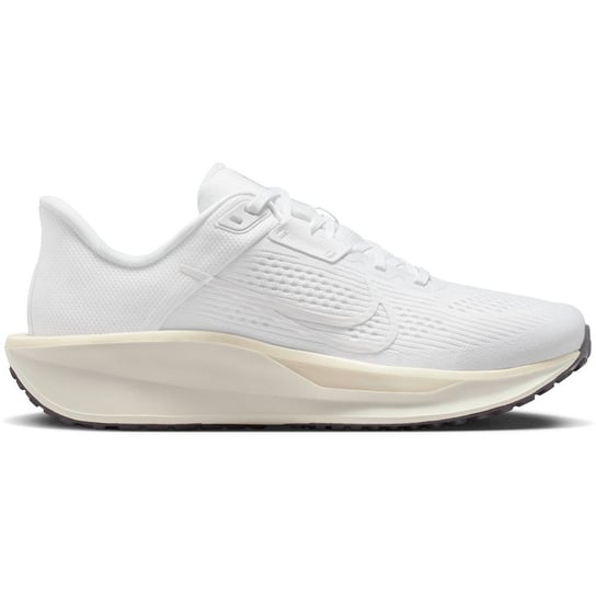 Quest 6 Nike