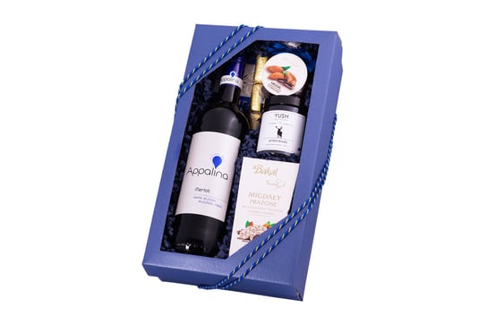Regalto;kosz prezentowy z winem bezalkoholowym Regalto