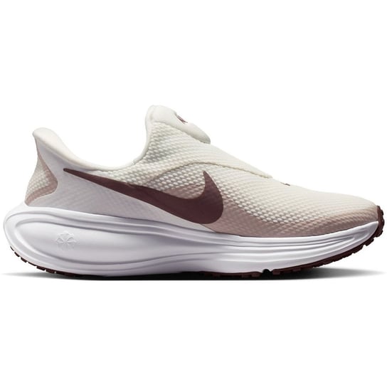 Revolution 8 EasyOn Nike