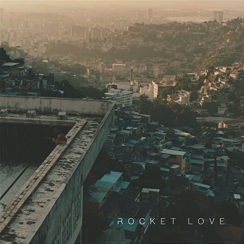 Rocket Love Golan feat. lowe