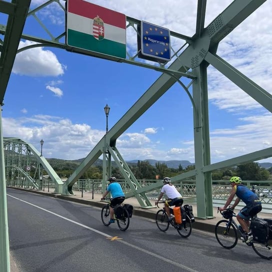 Rudy z Krętych Ścieżek o wyprawie rowerowej wzdłuż Dunaju - Normalnie o tej porze - podcast Radio Kampus