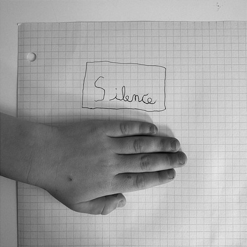 Silence Luca D'Alberto feat. Soko