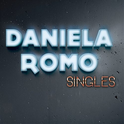 Singles Daniela Romo