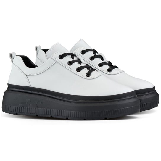 Skórzane białe sneakersy damskie z czarną podeszwą 36 Nelino
