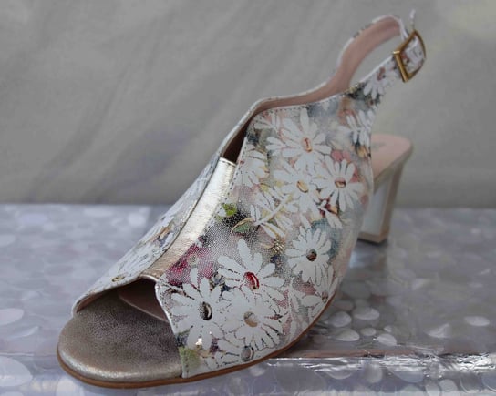 SKÓRZANE kwiaty  SZEROKIE sandały TĘGOŚĆ  H  45 Polskie buty