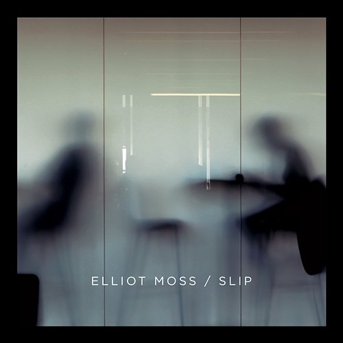 Slip Elliot Moss