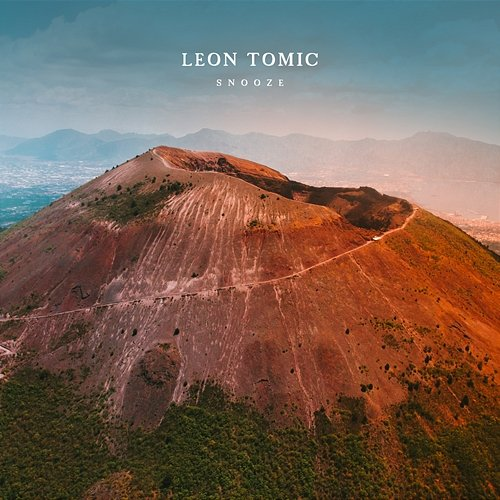 Snooze Leon Tomic