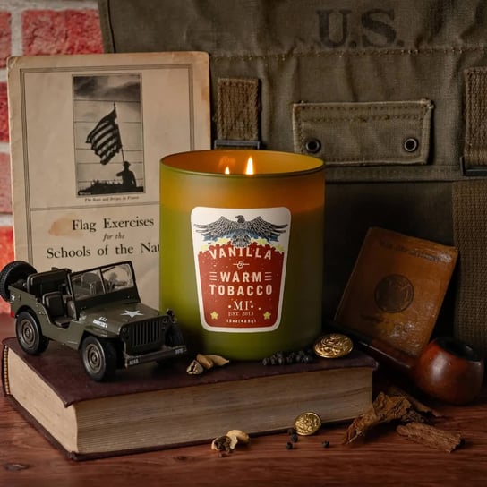 Sojowa świeca zapachowa męska w szkle Colonial Candle 425 g Wanilia Tytoń Inna marka