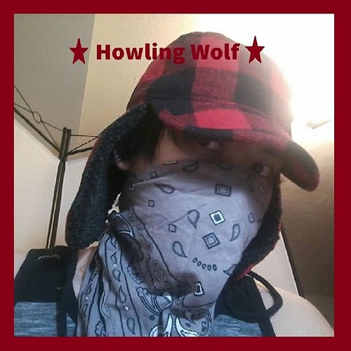Souvenir Howling Wolf