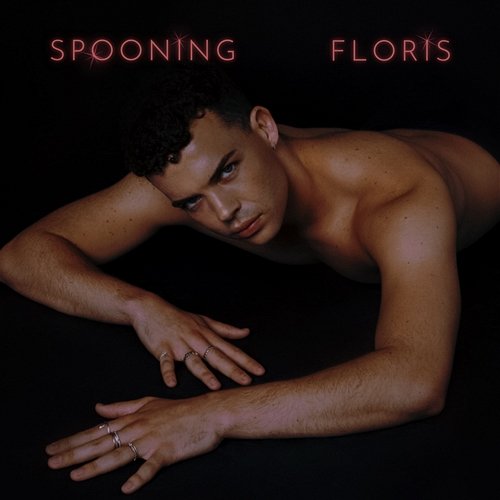 Spooning Floris
