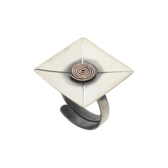 Srebrny pierścionek w stylu nowoczesnym 925 Rosanto