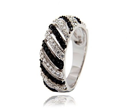 Srebrny pierścionek z czarnymi i białymi cyrkoniami PERLEI
