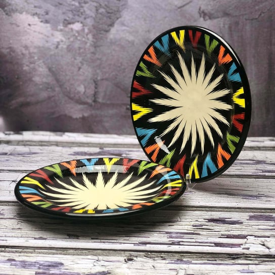 Średni talerz ceramiczny ręcznie zdobiony „Kalejdoskop myśli” o średnicy 17,5cm Inny producent