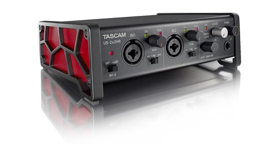 Tascam US-2x2 HR - Interfejs USB Audio, 2 wejścia, 2 wyjścia (oprogramowanie Cubase LE + Sample Tank) TASCAM