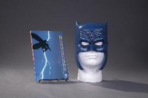 The Dark Knight Returns Book & Mask Set Miller Frank