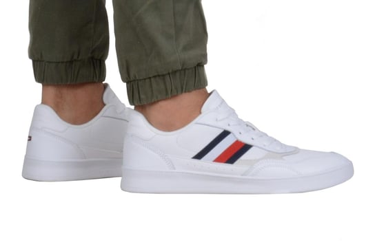 Tommy Hilfiger, BUTY TOMMY HILFIGER COURT CUPSOLE RETRO LTH STRIPES FM0FM04828 YBS Tommy Hilfiger