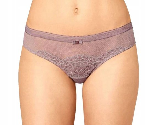 Triumph darling spotlight figi 42 Triumph