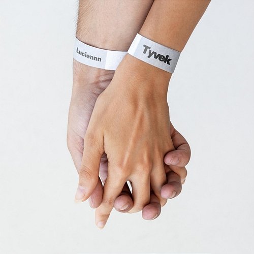TYVEK Luciennn, ANONIMA