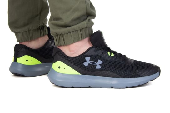 Under Armour, Buty sneakersy Surge 3 3024883-003, rozm. 42 1/2, Czarny Under Armour