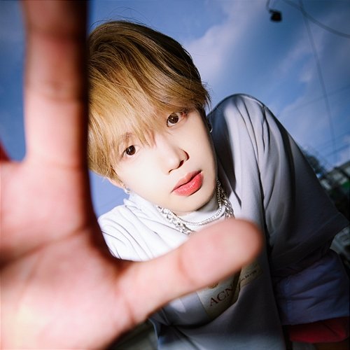 UNFOLDING COLORS LIM YOUNG MIN