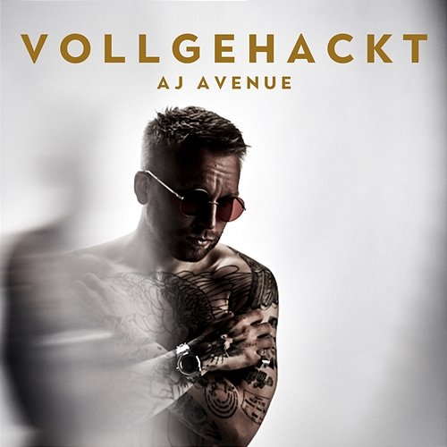 VOLLGEHACKT AJ AVENUE