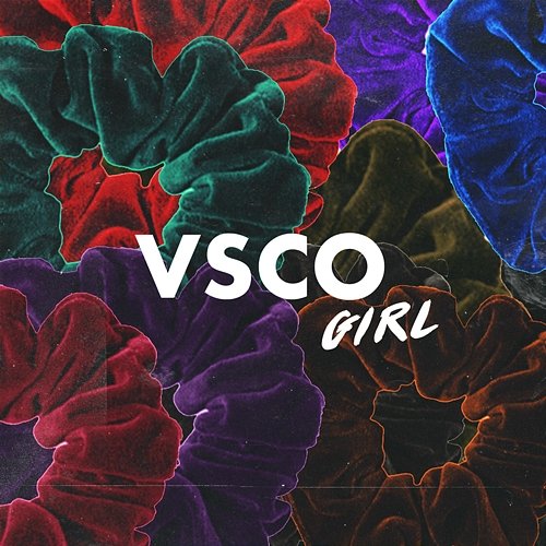 VSCO Girl Round2Crew