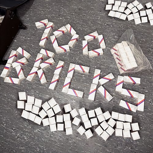 WALLET (100 BRICKS) X WAVE, Kardo