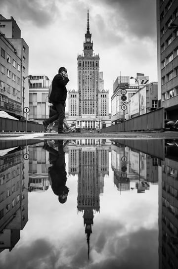Warszawa Pałac Kultury i Nauki Zamyślony - plakat premium 100x140 cm Inna marka