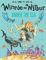 Winnie the Witch. Winnie & Wilbur Under the Sea Thomas Valerie