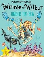 Winnie Under the Sea. Book + CD Thomas Valerie