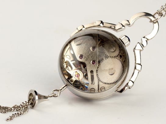 Zegarek na łańcuszku Czas Zatopiony w Srebrze, srebrny Drobiny Czasu
