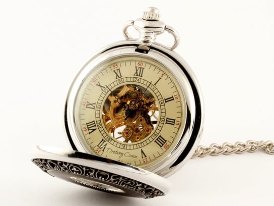Zegarek na łańcuszku Elegancja w drewnie III, srebrny Drobiny Czasu