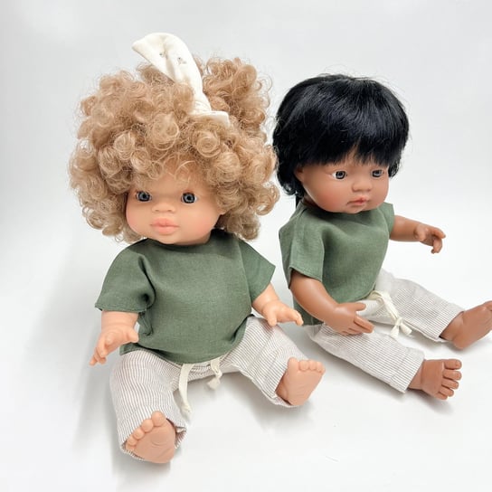 Zestaw lniany, zielona bluzka i spodnie w paski dla lalki Miniland 38cm i Paola Reina Przytullale