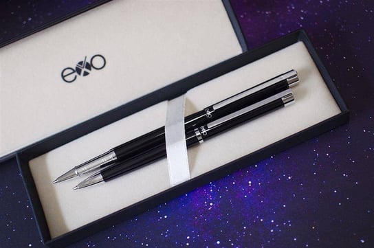 Zestaw (pióro kulkowe i długopis) EXO Vela, czarny, wykończenia chromowane Exo