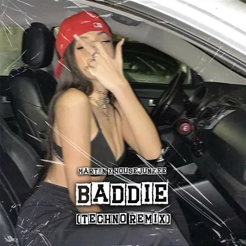 BADDiE MART!N, Housejunkee