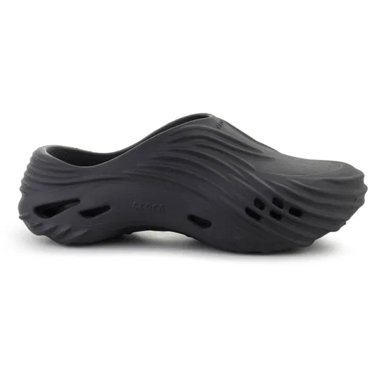 Echo Wave Crocs